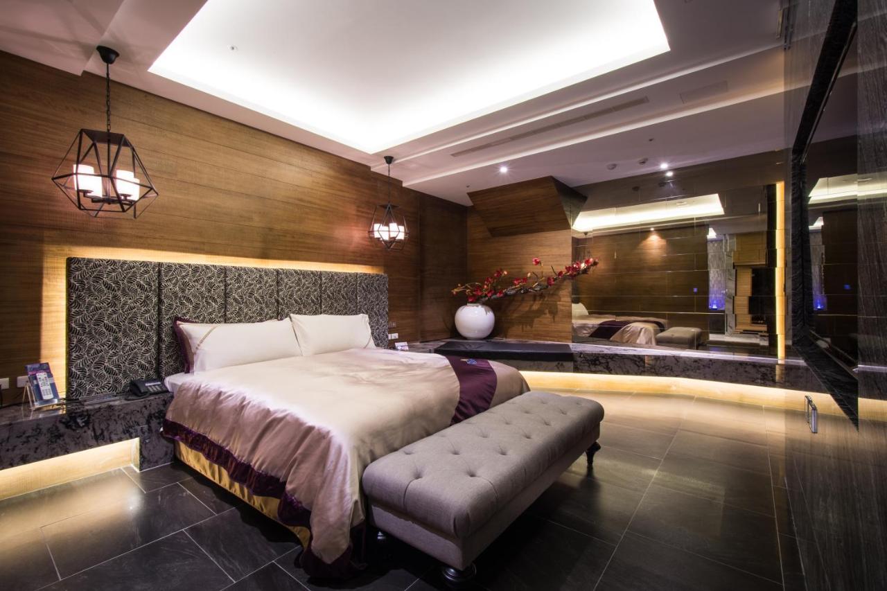 U-Her Hotel Taichung Eksteriør billede