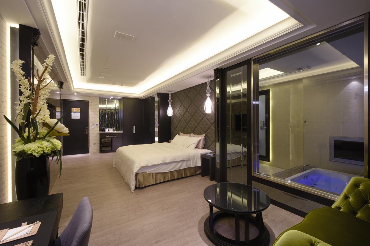 U-Her Hotel Taichung Eksteriør billede